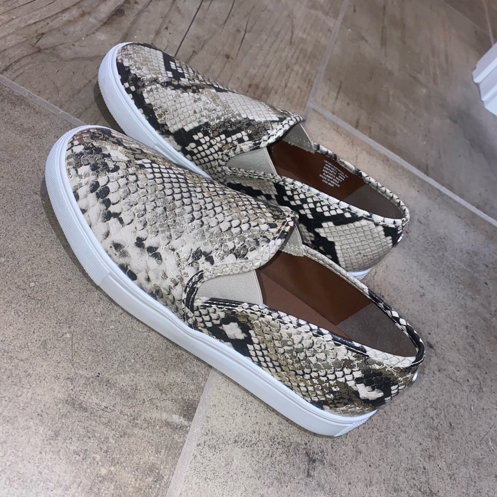 Steve Madden slip on loafers, gold snake print